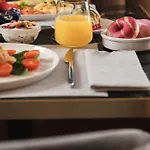 Just Hotel Saronno
