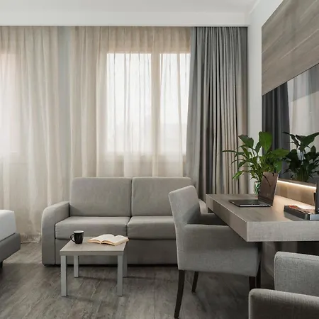 Otel Just 4*